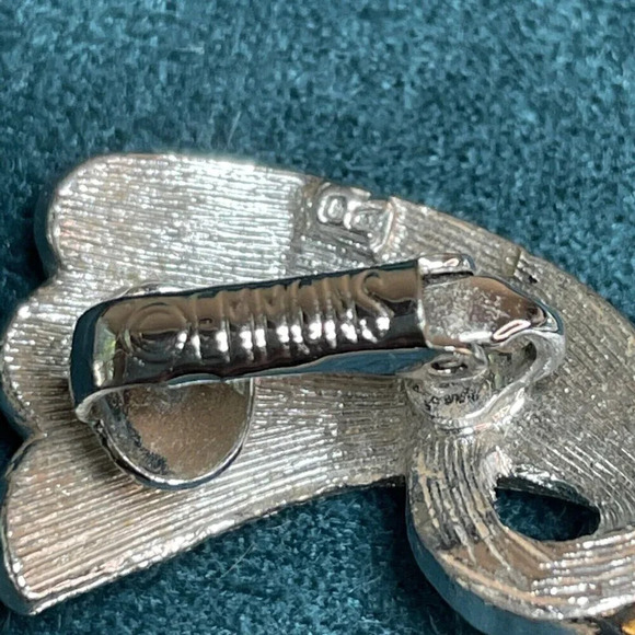 Vintage Emmons Earrings Clip-On Silver Tone Textured Metal - Picture 4 of 5